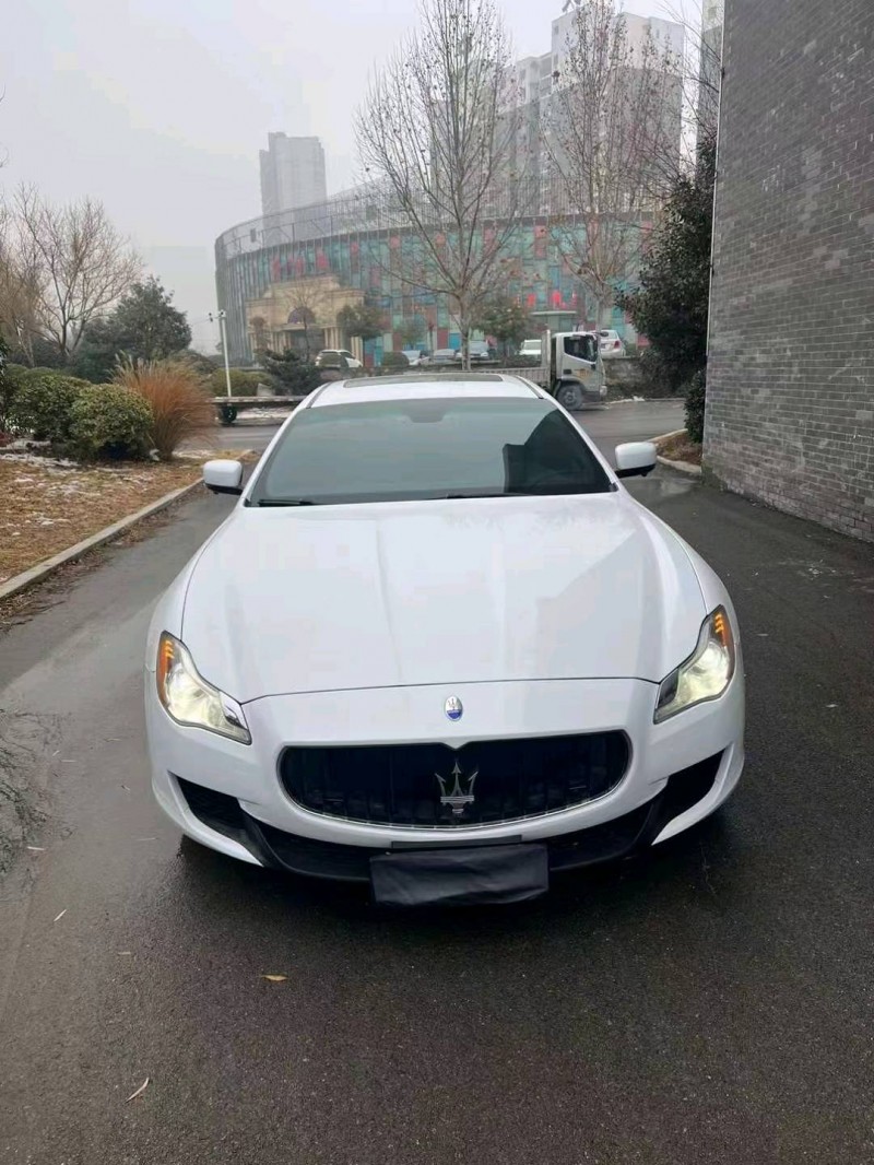 济宁14年玛莎拉蒂总裁1