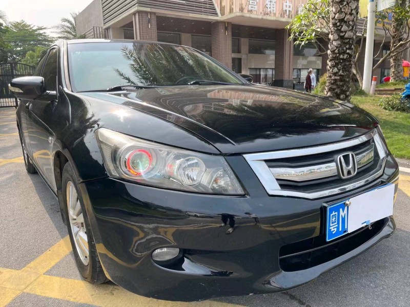 佛山10年本田雅阁3