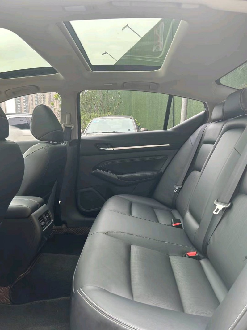 佛山23年日产天籁8