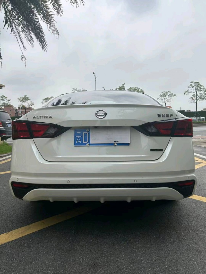 佛山23年日产天籁9