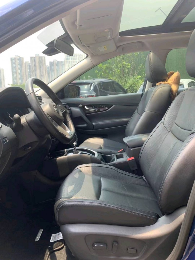 佛山20年日产奇骏5