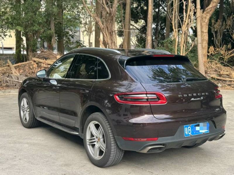深圳16年保时捷Macan7