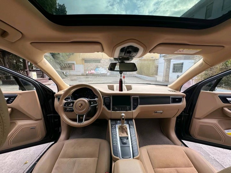 深圳16年保时捷Macan8
