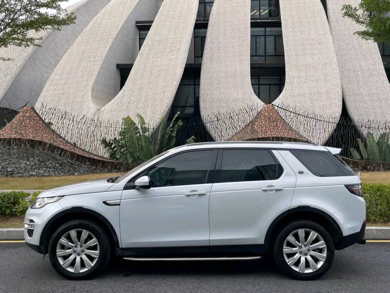 深圳18年路虎发现神行8