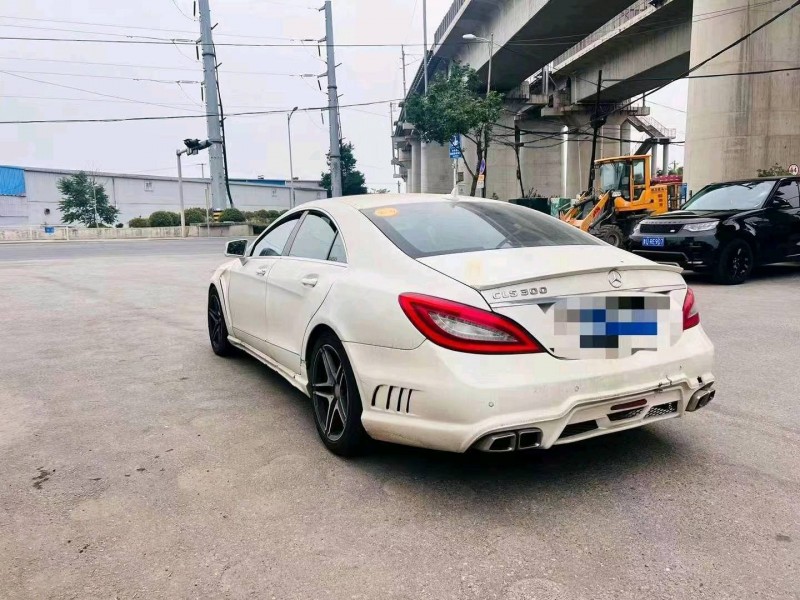 青岛15年奔驰CLS8