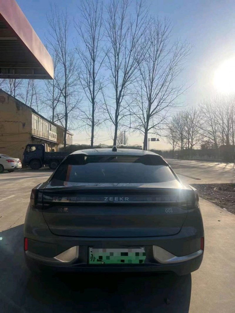 菏澤22年極氪汽車0012