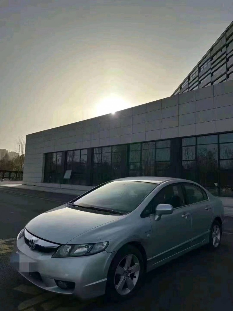 东营09年本田思域3