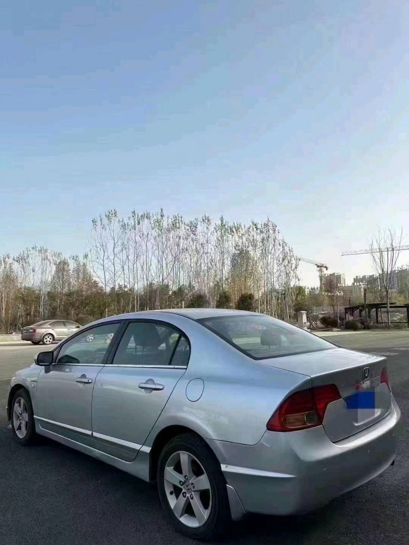 东营09年本田思域5