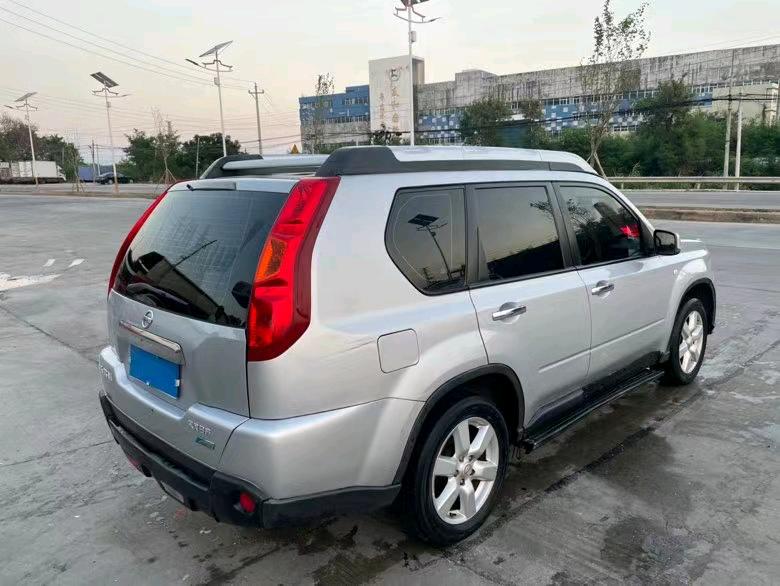 潮州10年日產奇駿8