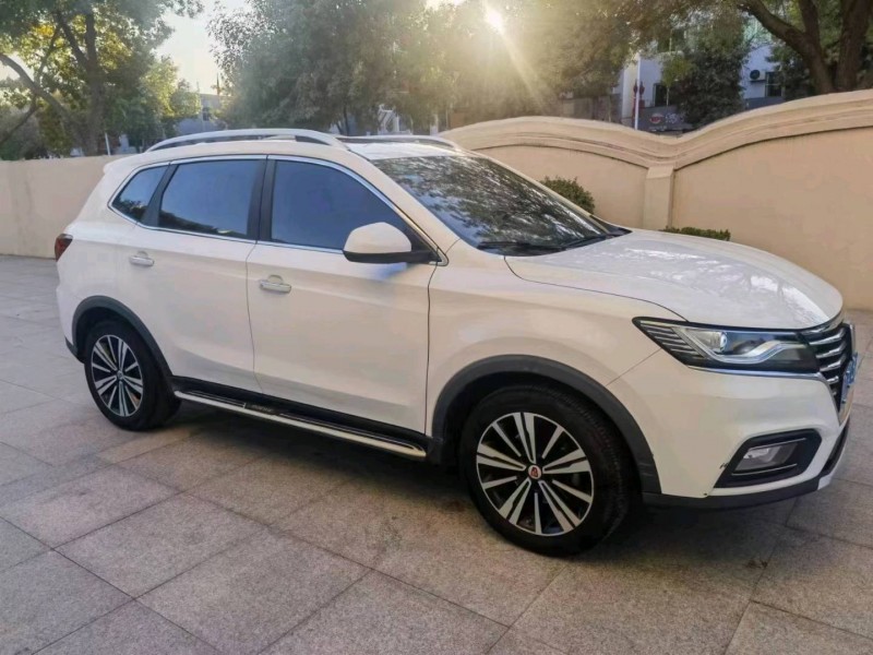 保定20年荣威RX53