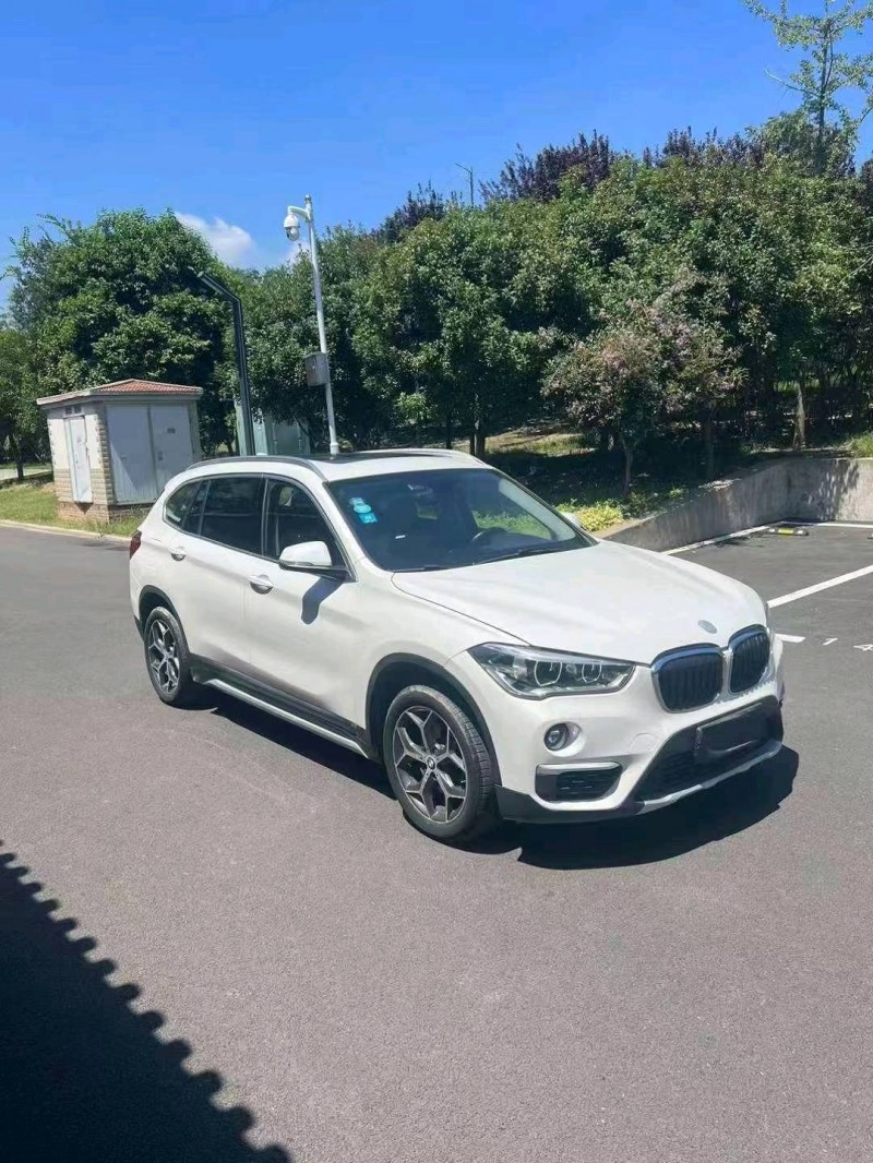 济宁18年宝马X13