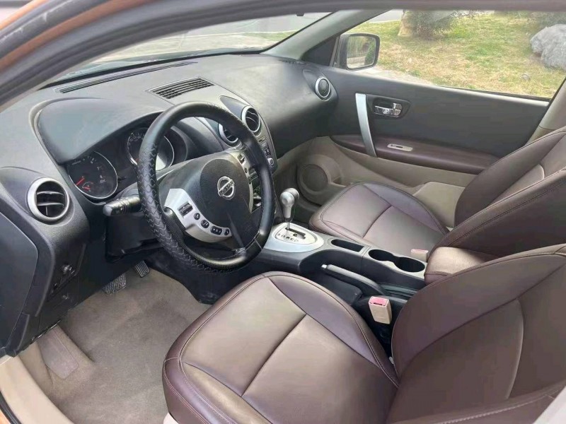 济宁13年日产逍客4