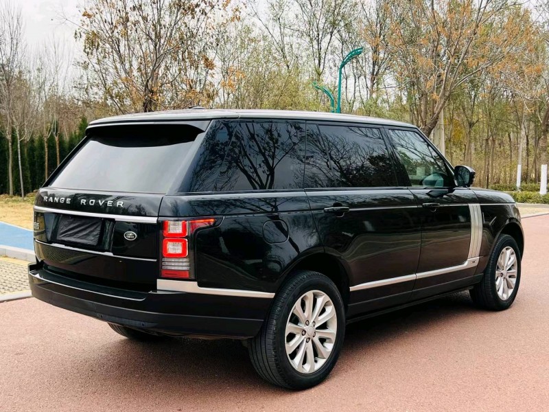 青岛16年路虎揽胜4