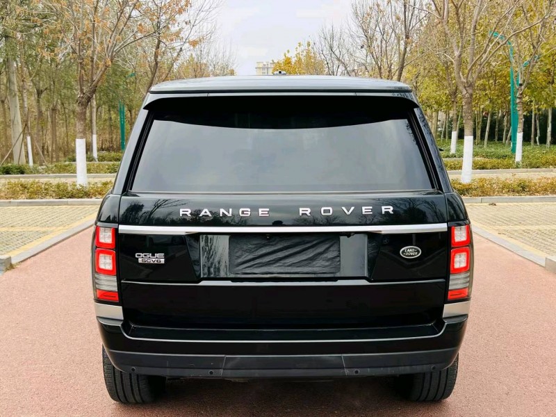 青岛16年路虎揽胜5