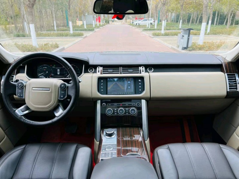 青岛16年路虎揽胜7