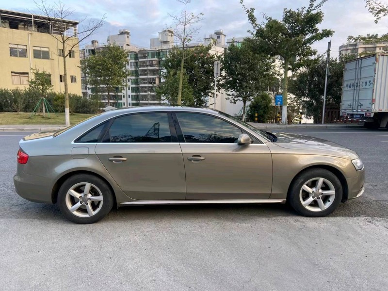 广州13年奥迪A4L4