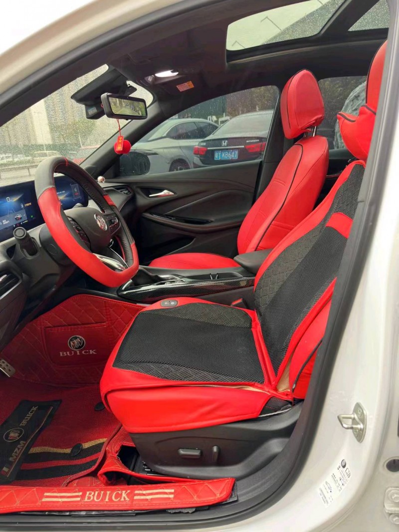 佛山22年别克威朗6