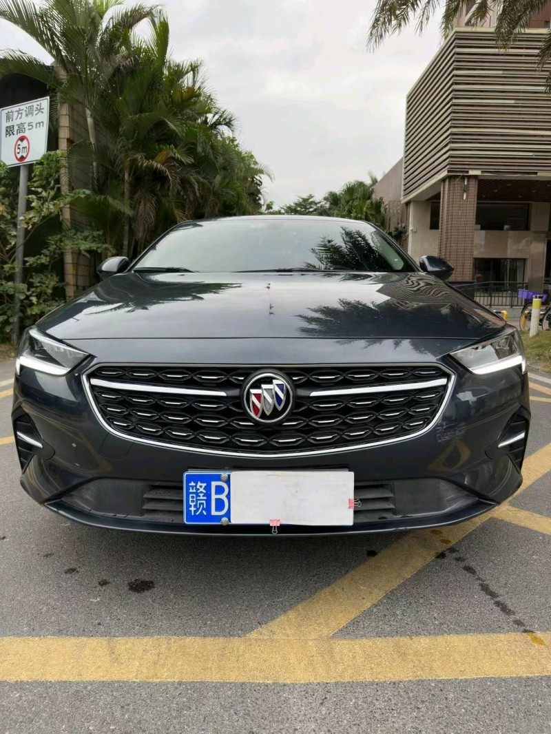 佛山22年别克君威1