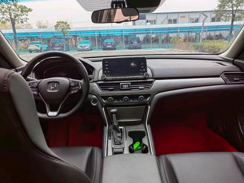 徐州21年本田雅阁4