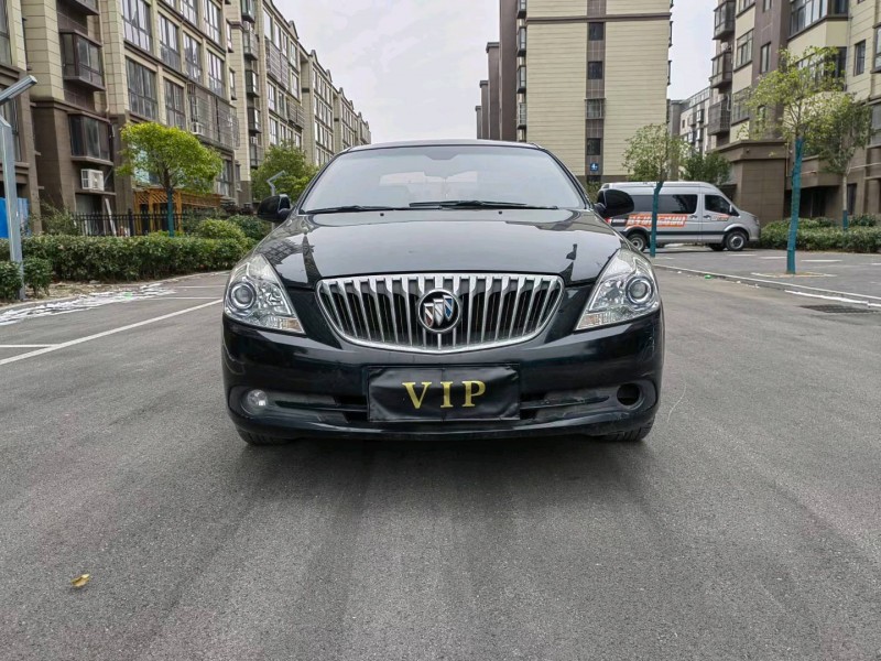 徐州13年别克凯越1