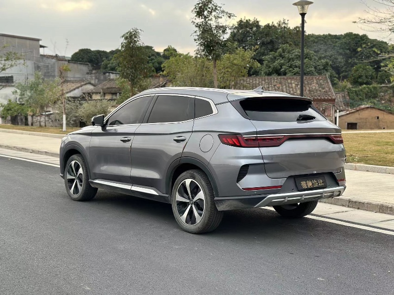 东莞21年比亚迪宋7