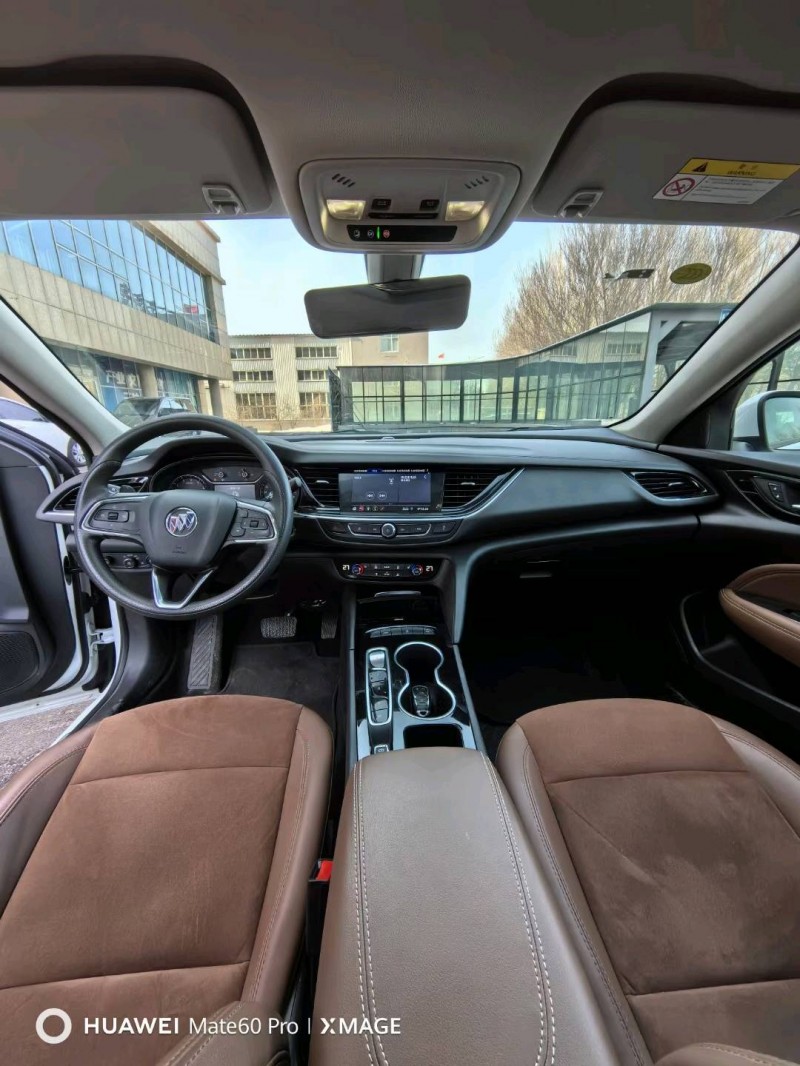 沈阳22年别克君威10