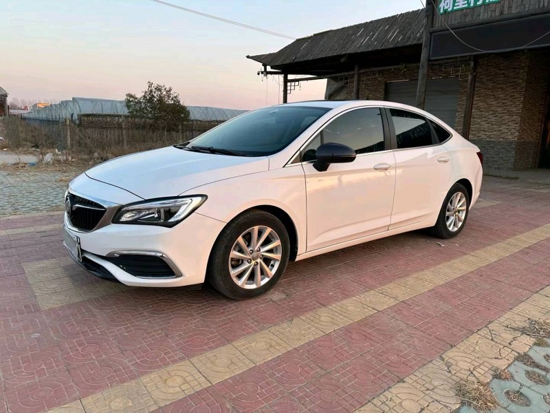 徐州18年别克威朗3