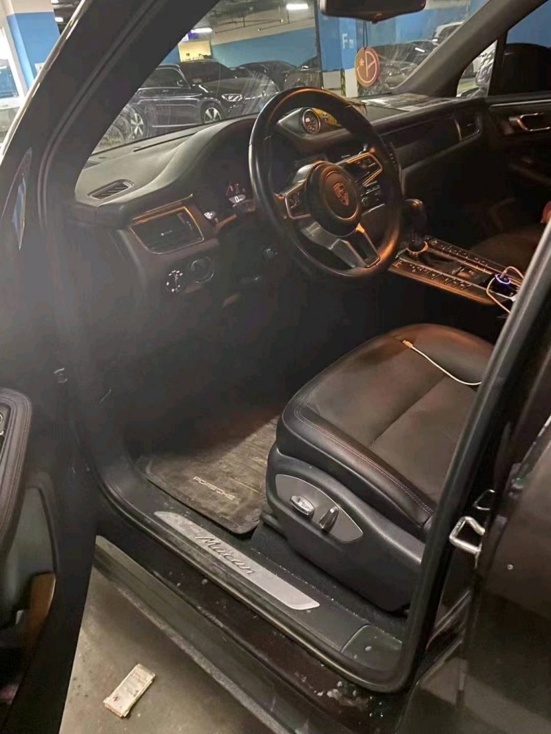 呼和浩特16年保時捷Macan3