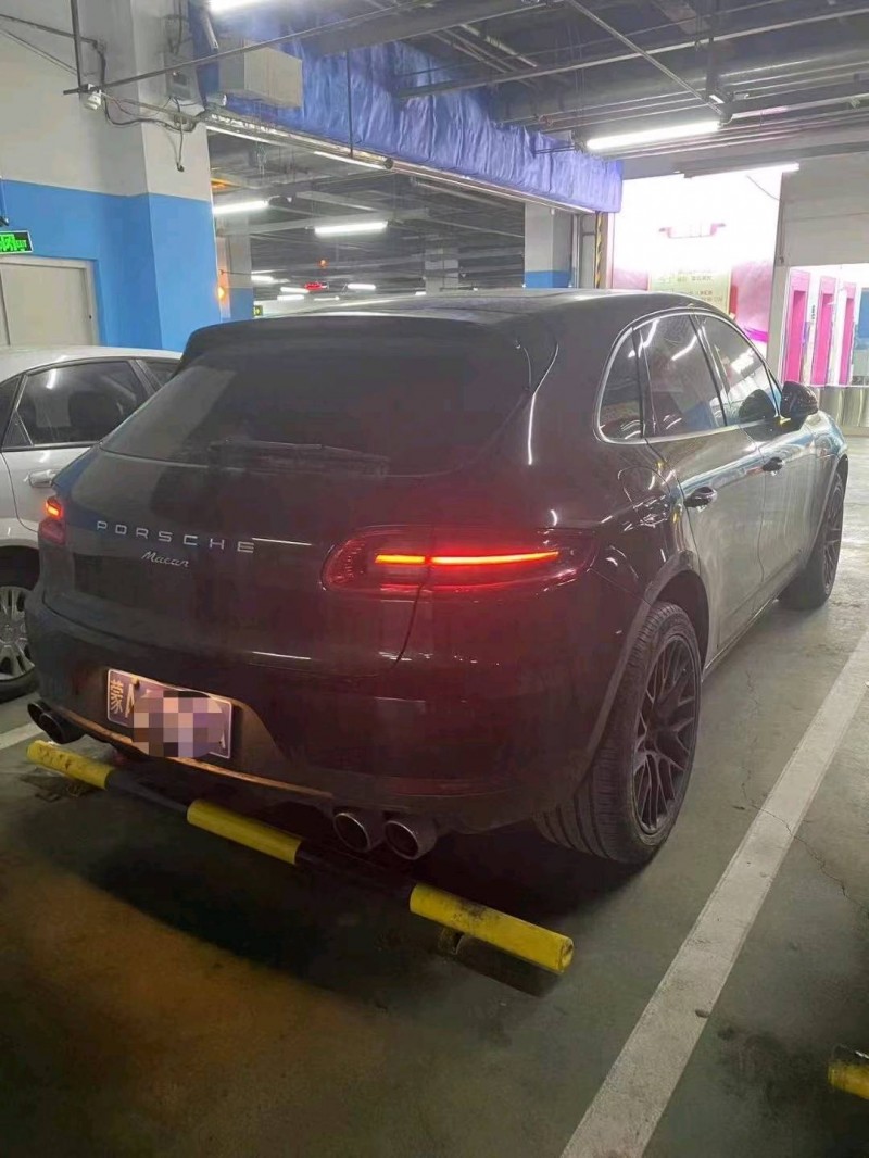 呼和浩特16年保時捷Macan5