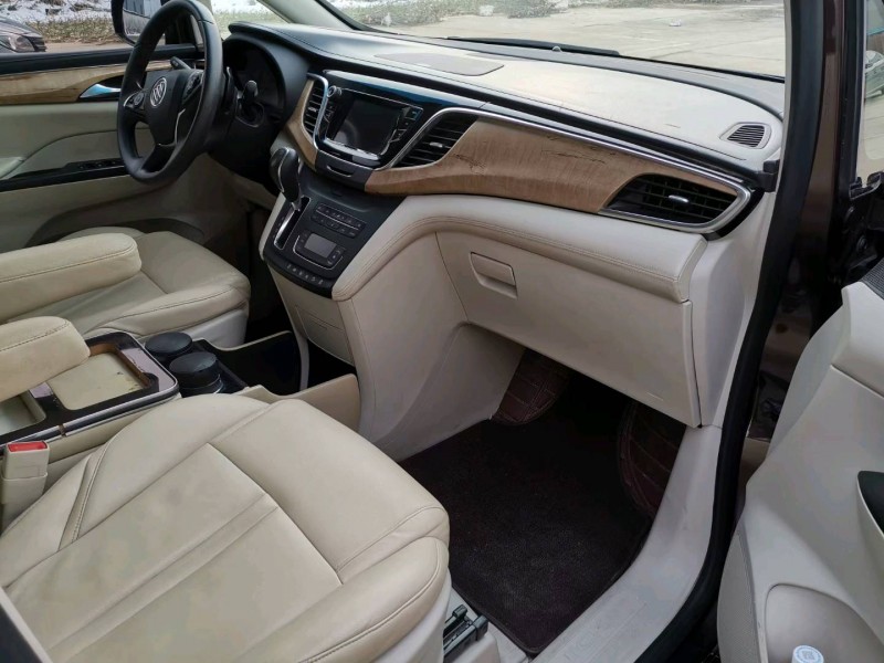 徐州18年别克GL86