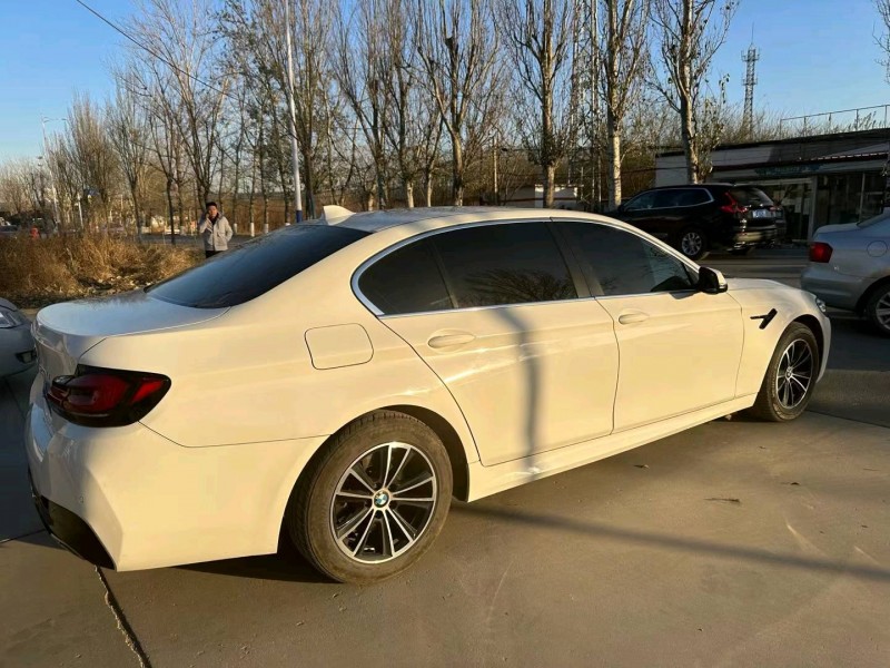 保定15年宝马5系3