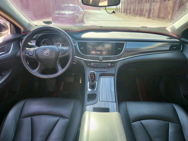 保定17年别克君越7