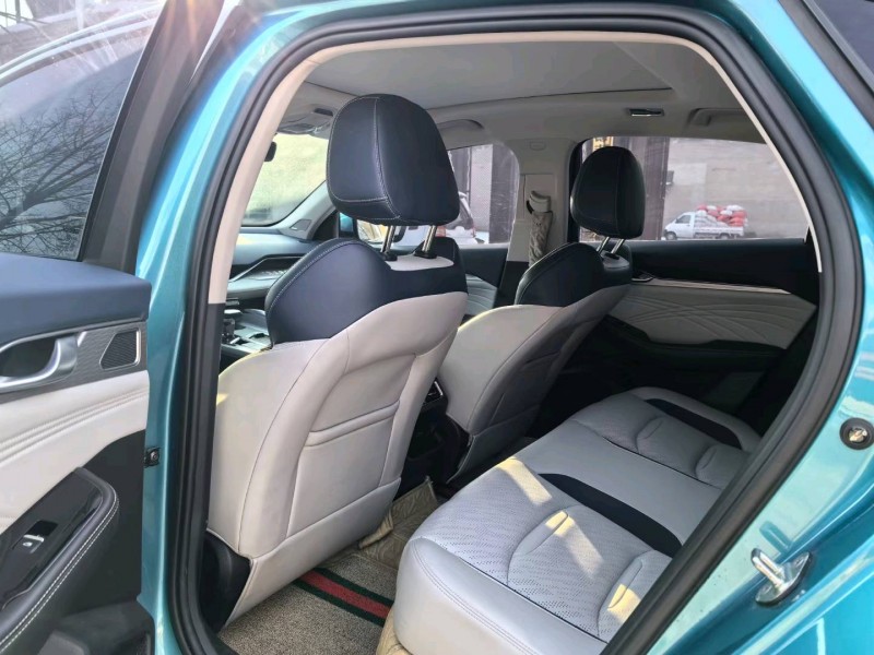 保定21年吉利星瑞7