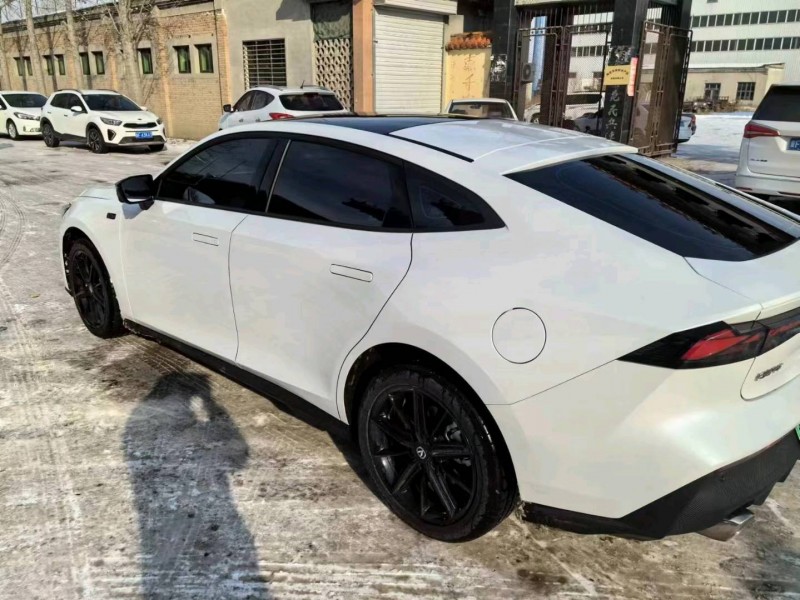 保定23年长安汽车UNI-V5