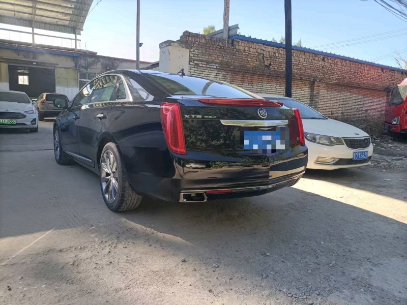 保定13年凯迪拉克XTS7