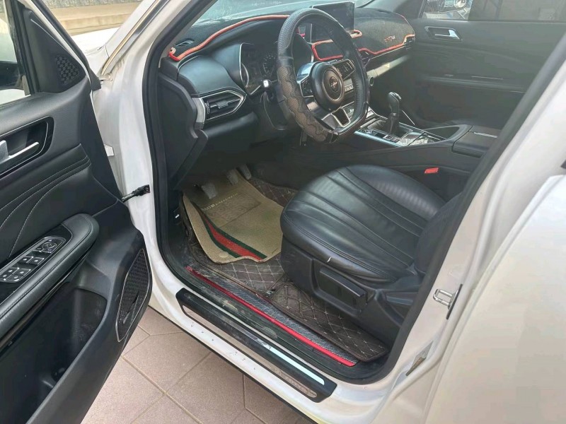 保定19年众泰T6006