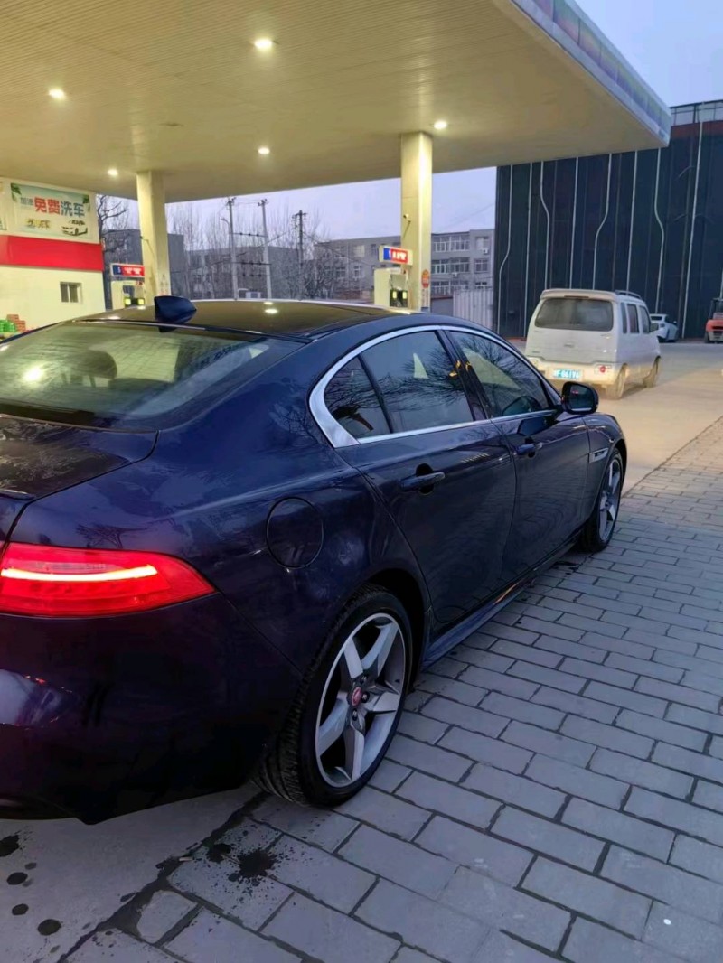 保定17年捷豹XE4