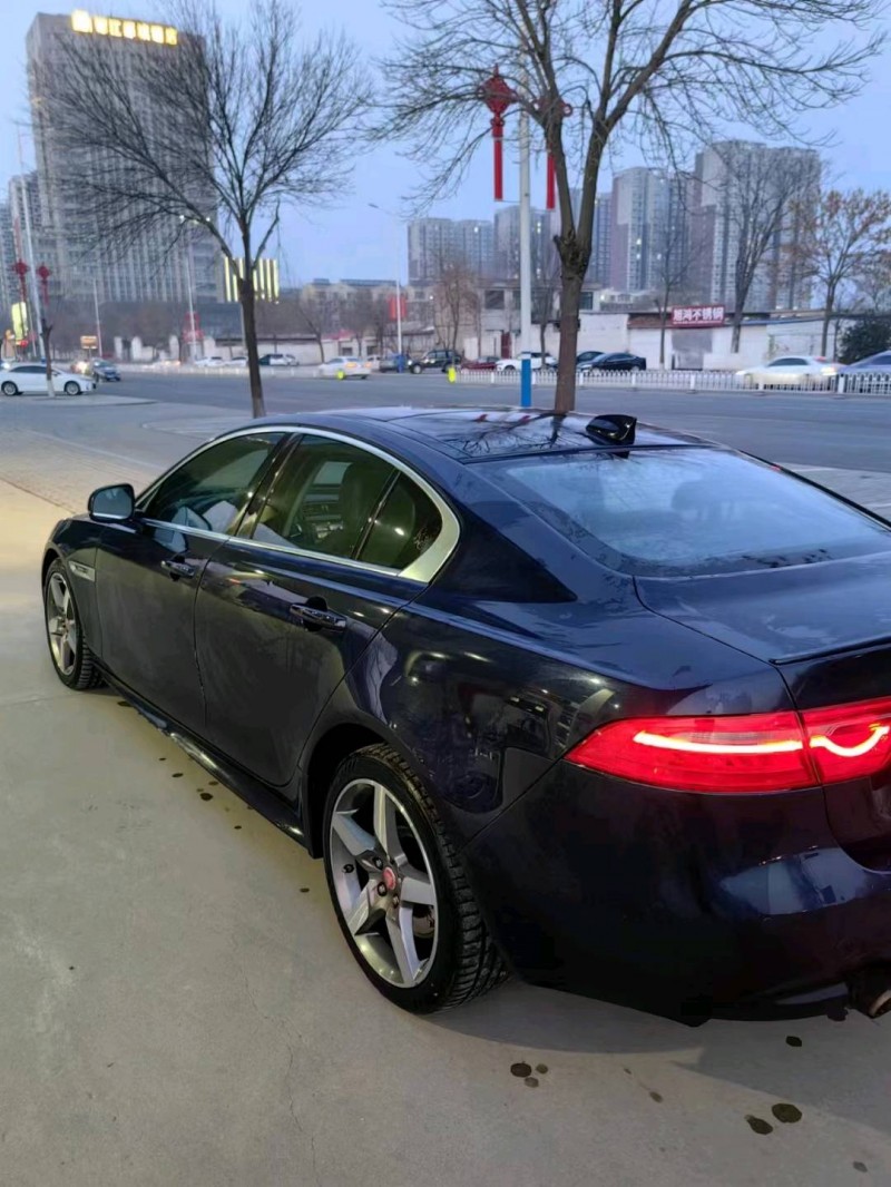 保定17年捷豹XE8