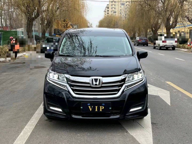 青岛18年本田艾力绅1