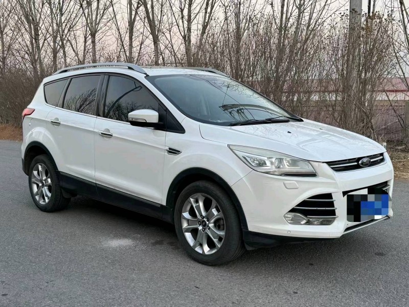 青岛14年福特翼虎3