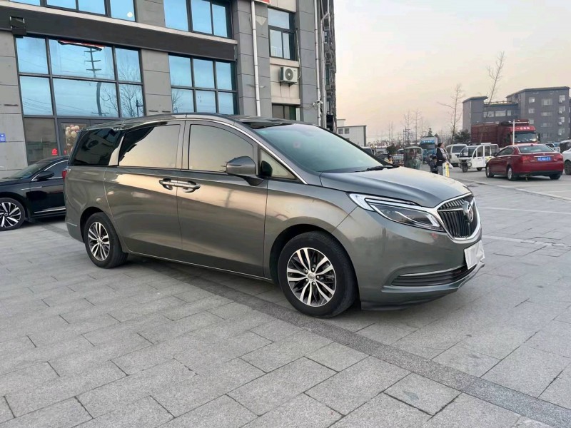 徐州19年别克GL83