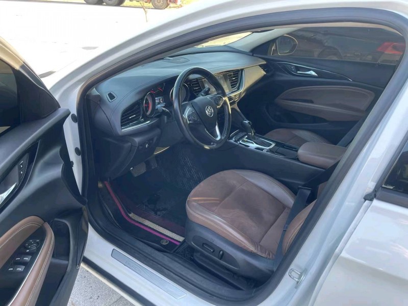 徐州19年别克君威6