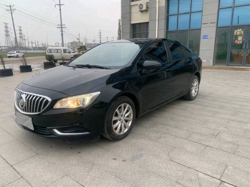 徐州17年别克威朗2