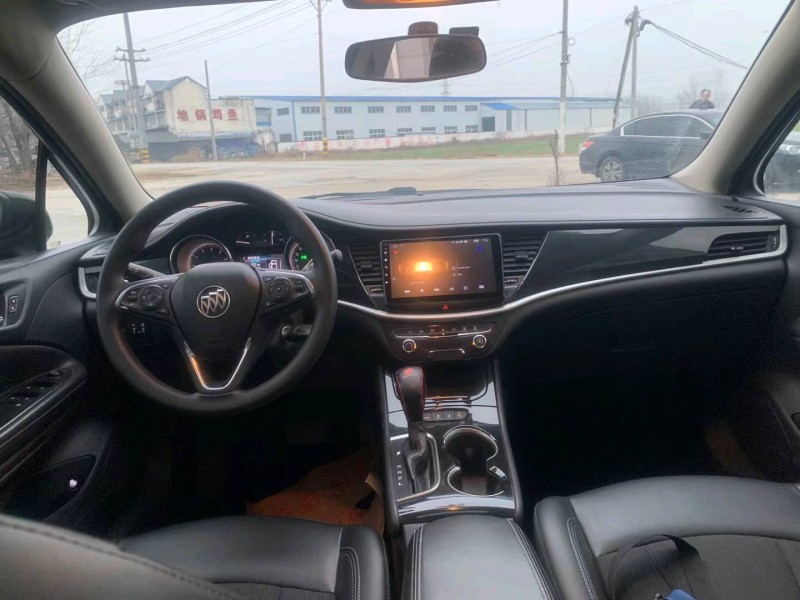 徐州17年别克威朗6