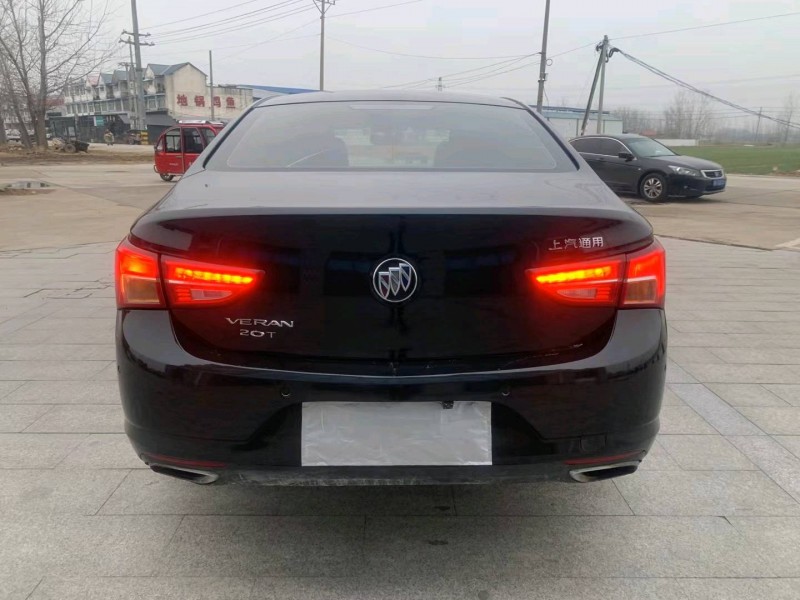 徐州17年别克威朗8