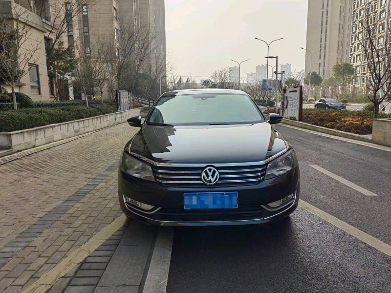 苏州15年大众帕萨特1