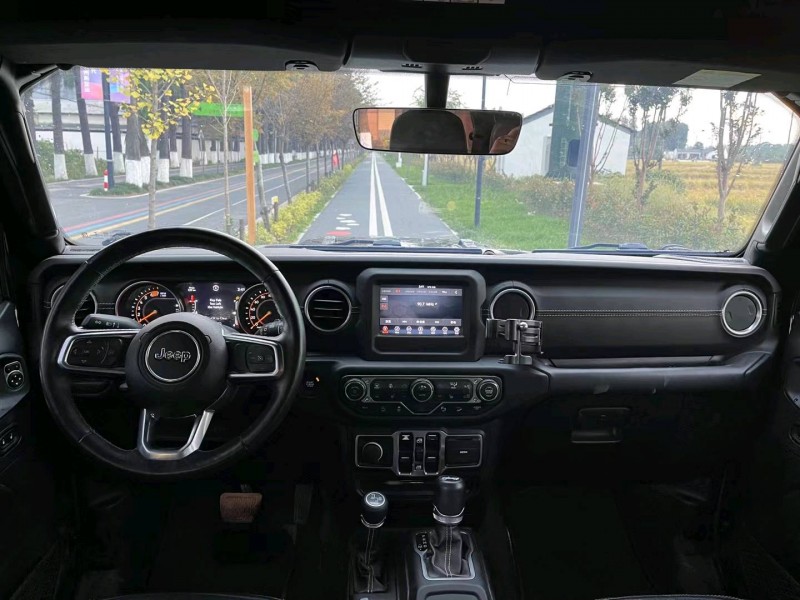 杭州19年Jeep牧馬人5