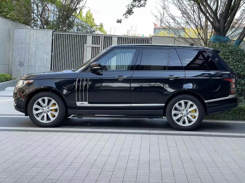 徐州17年路虎揽胜行政8