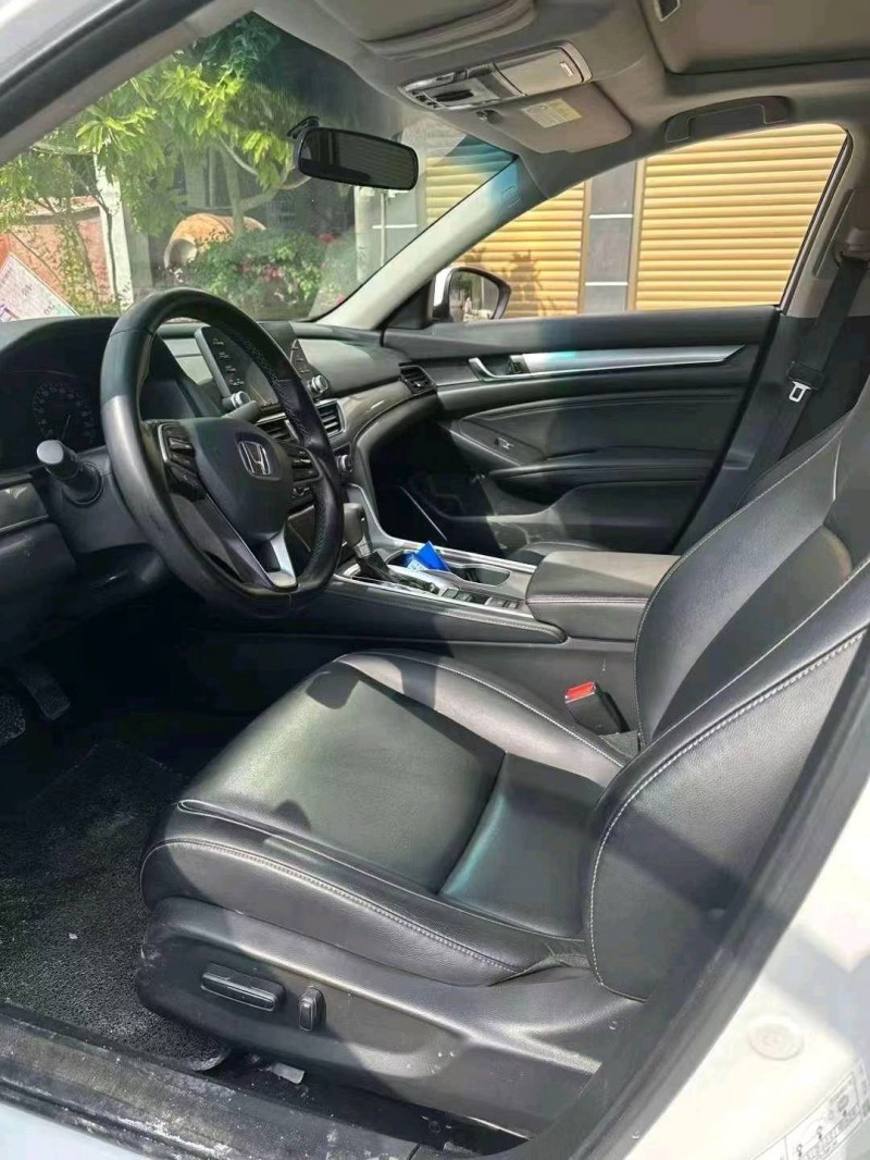 汕头20年本田雅阁5