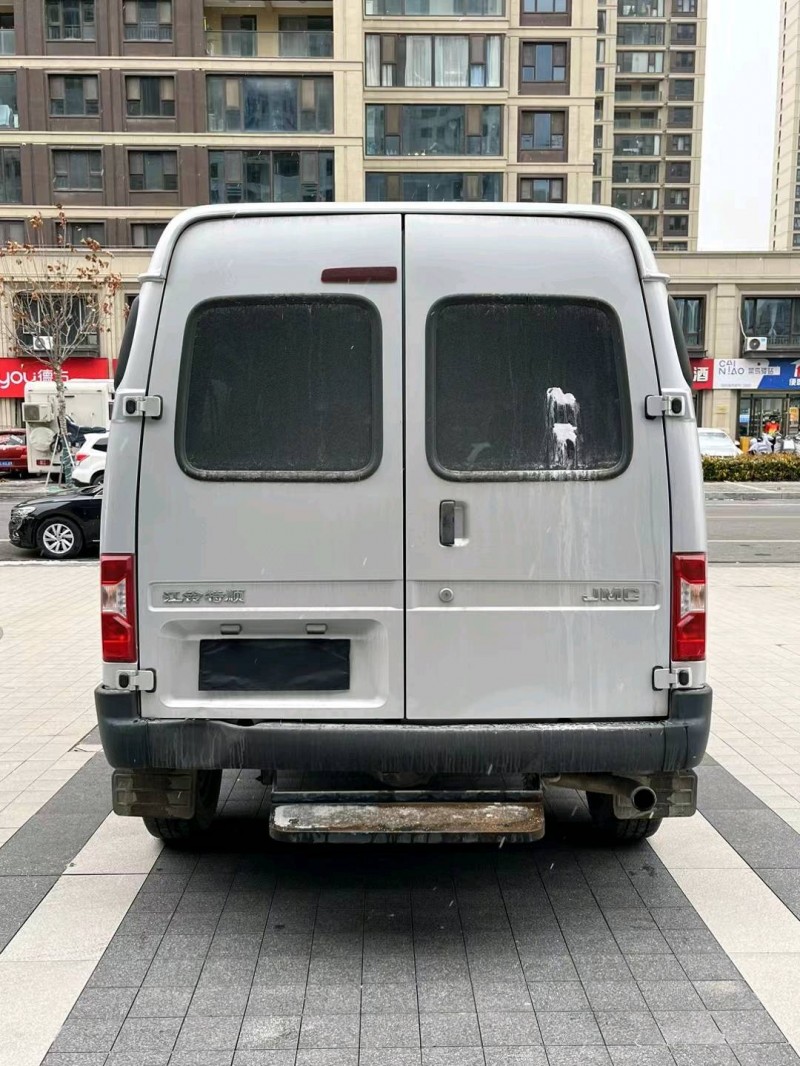 徐州21年福特全顺9